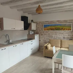 Lino - Center Rovigno